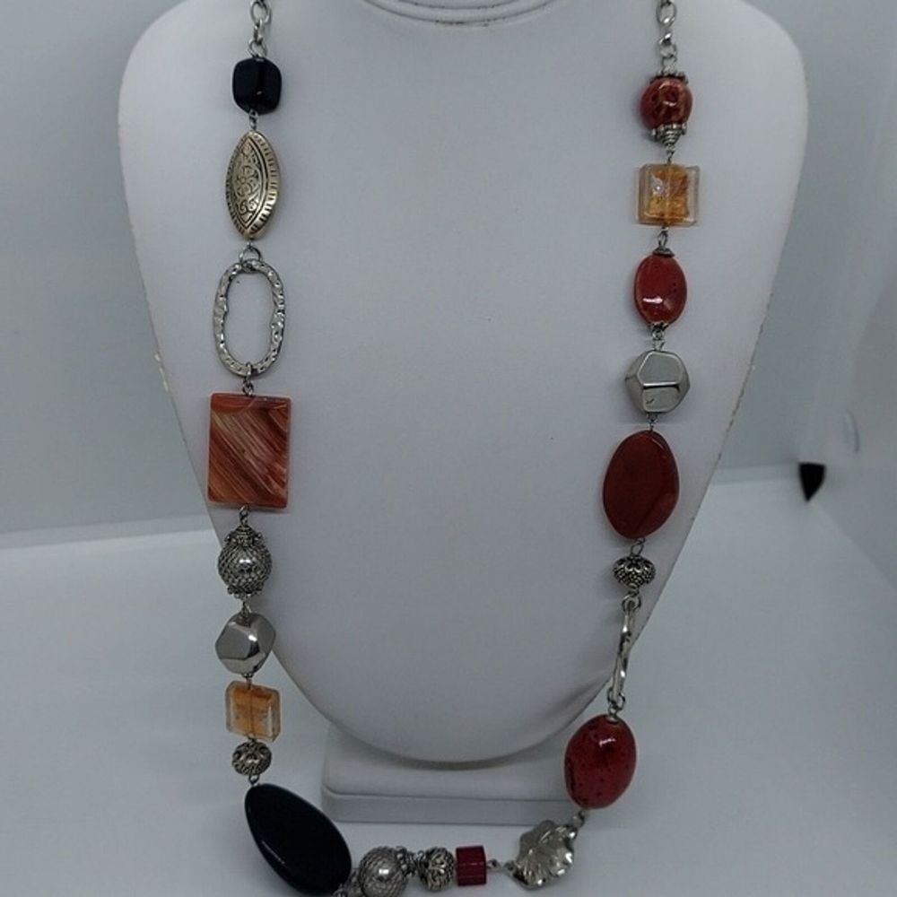Silver tone black‎ and burnt red orange necklace